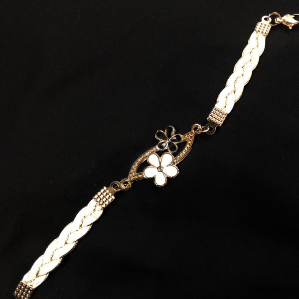 Beri- Flower Bracelet - White