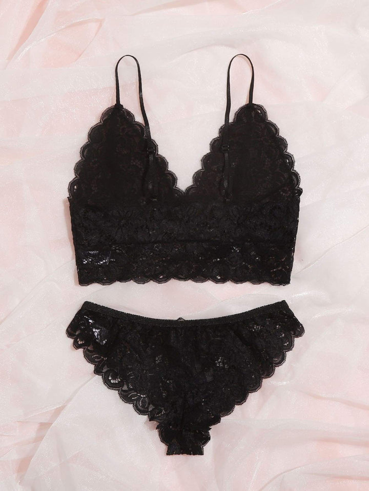 Shein- Floral Lace Scallop Trim Lingerie Set