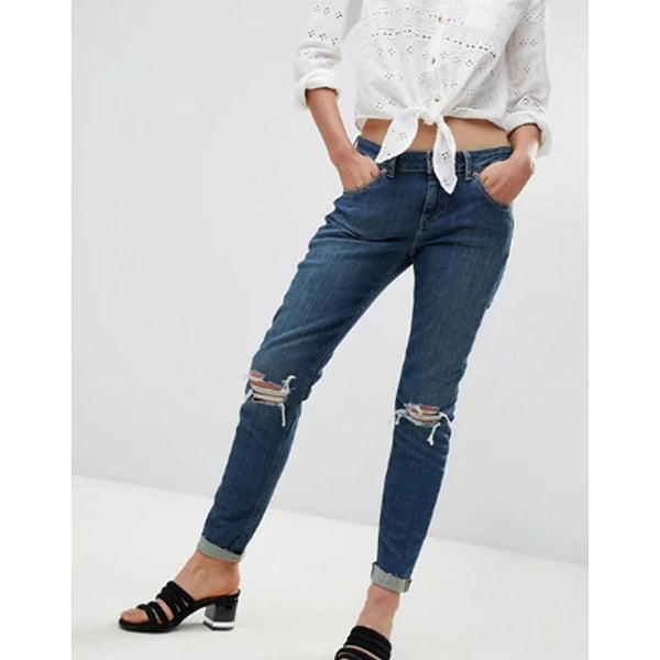 Asos Design- Kimmi Shrunken Boyfriend Jeans In Misty Aged Vintage Wash With Busts And Rips