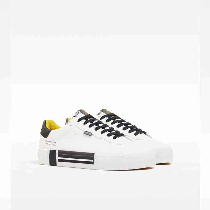 Bershka- Men’s contrast trainers