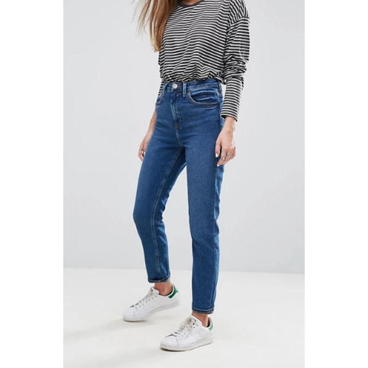 Asos Design- High Rise Farleigh Slim Mom Jeans in Dark Wash