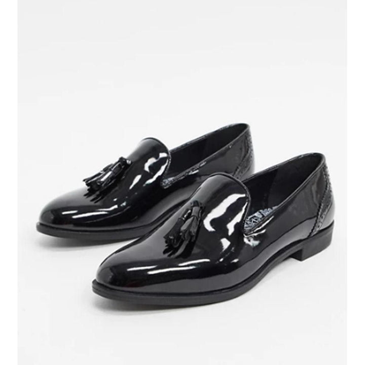 Asos Design- House Of Hounds Arrow Tassel Loafers In Black Patent