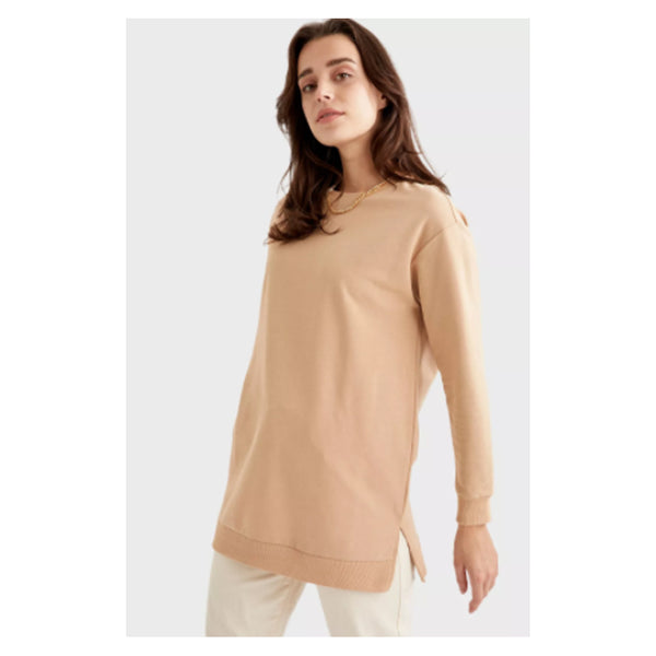 Defacto- Asymmetric Ribbed Top