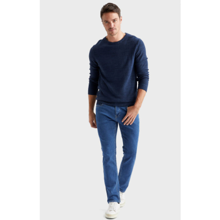 Defacto- Mid Wash Straight Jeans