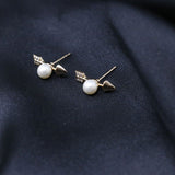Mumuso- Arrow With White Pearl Earring- Gold