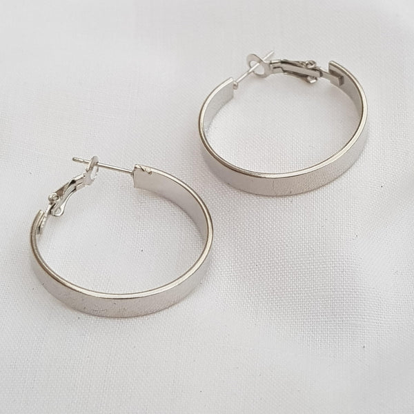 Raviiga- Thick Silver Hoops