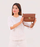 RTW - Brown saddle bag with twist lock