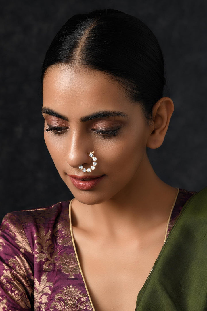 Aza- Paisley Pop Kundan Nose Pin